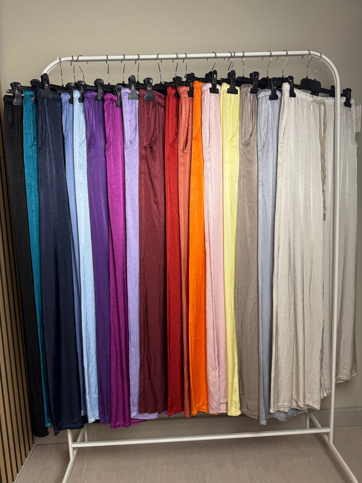 pantalone SATEN