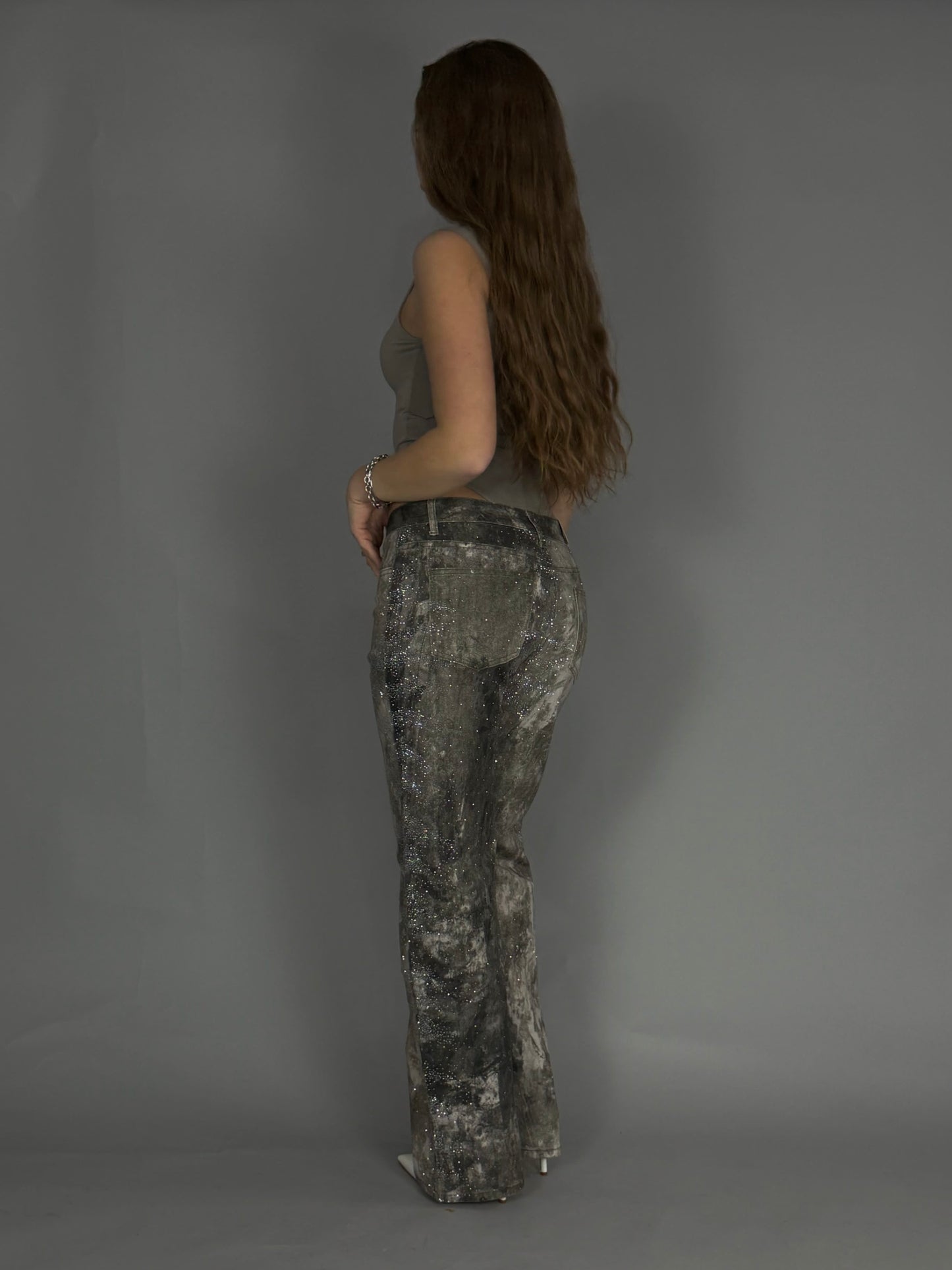 jeans fumé con swarovski