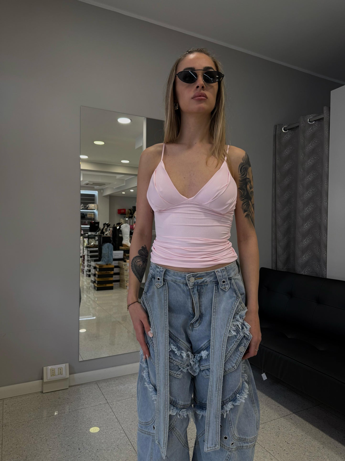 top triangle rosa pastello