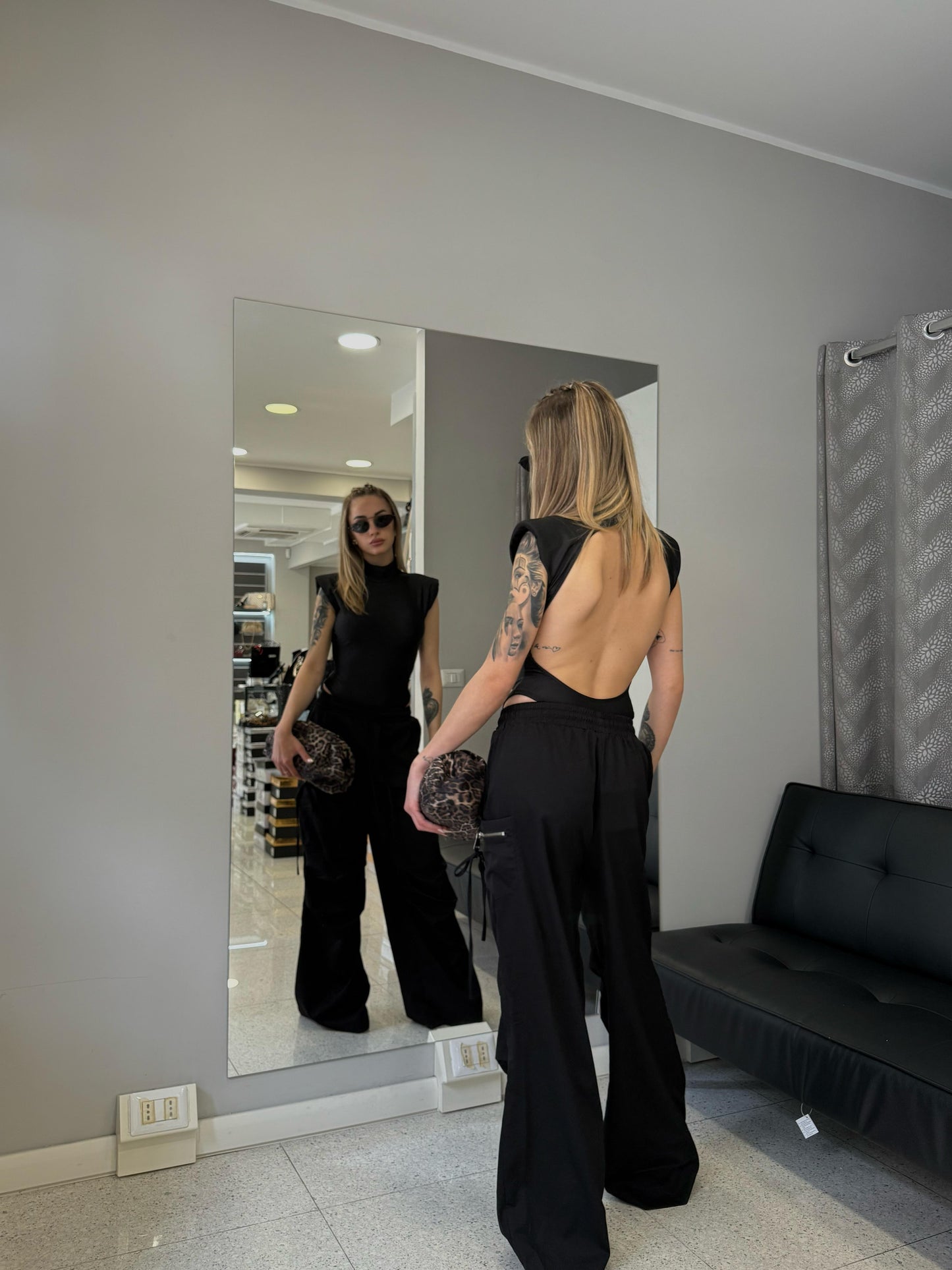 body spallona open back nero