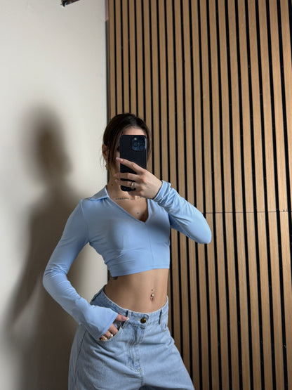maglia crop STAY celeste