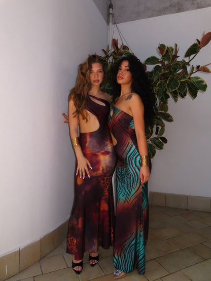 dress MUST