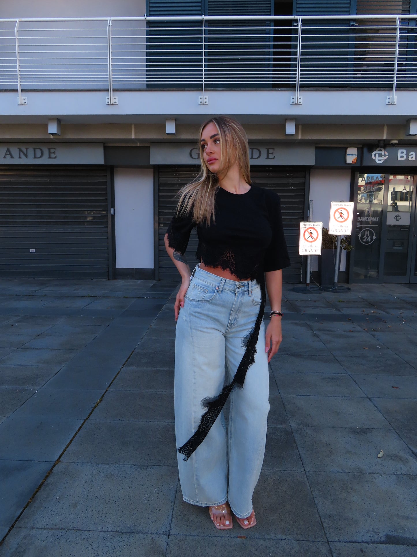 t-shirt pendente nero