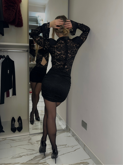 mini dress in pizzo
