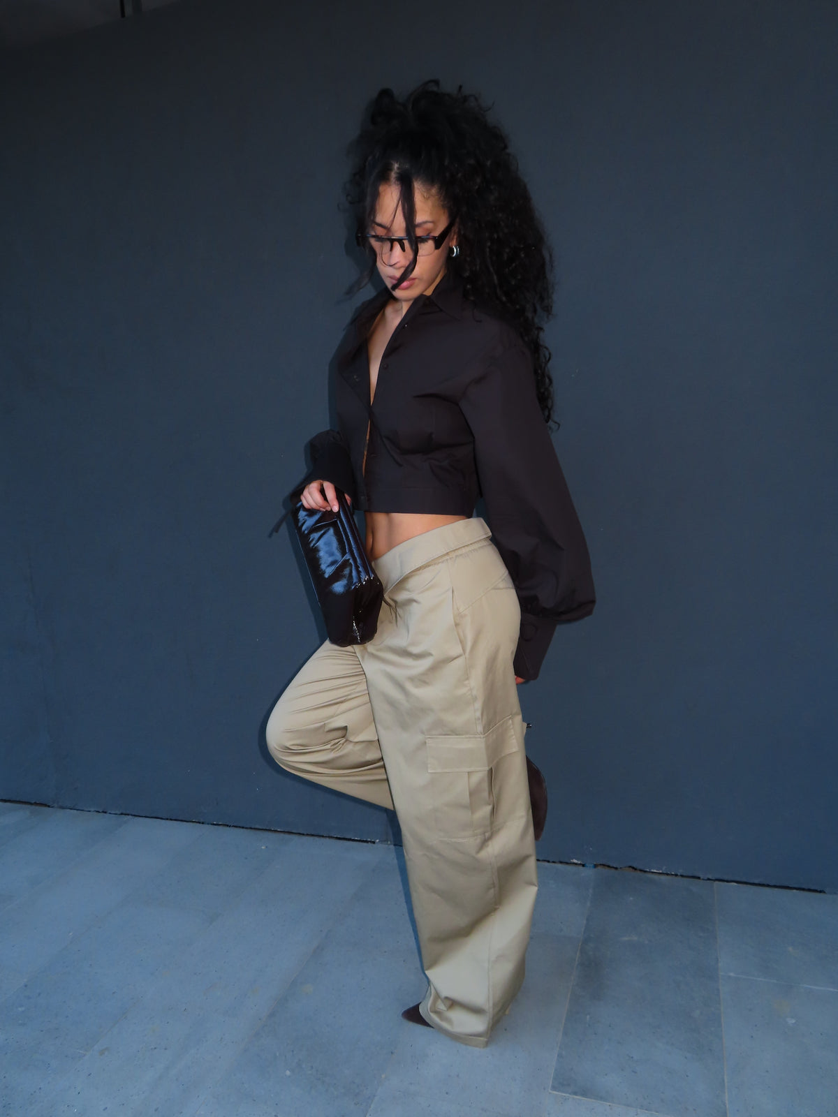 pantalone V cut beige