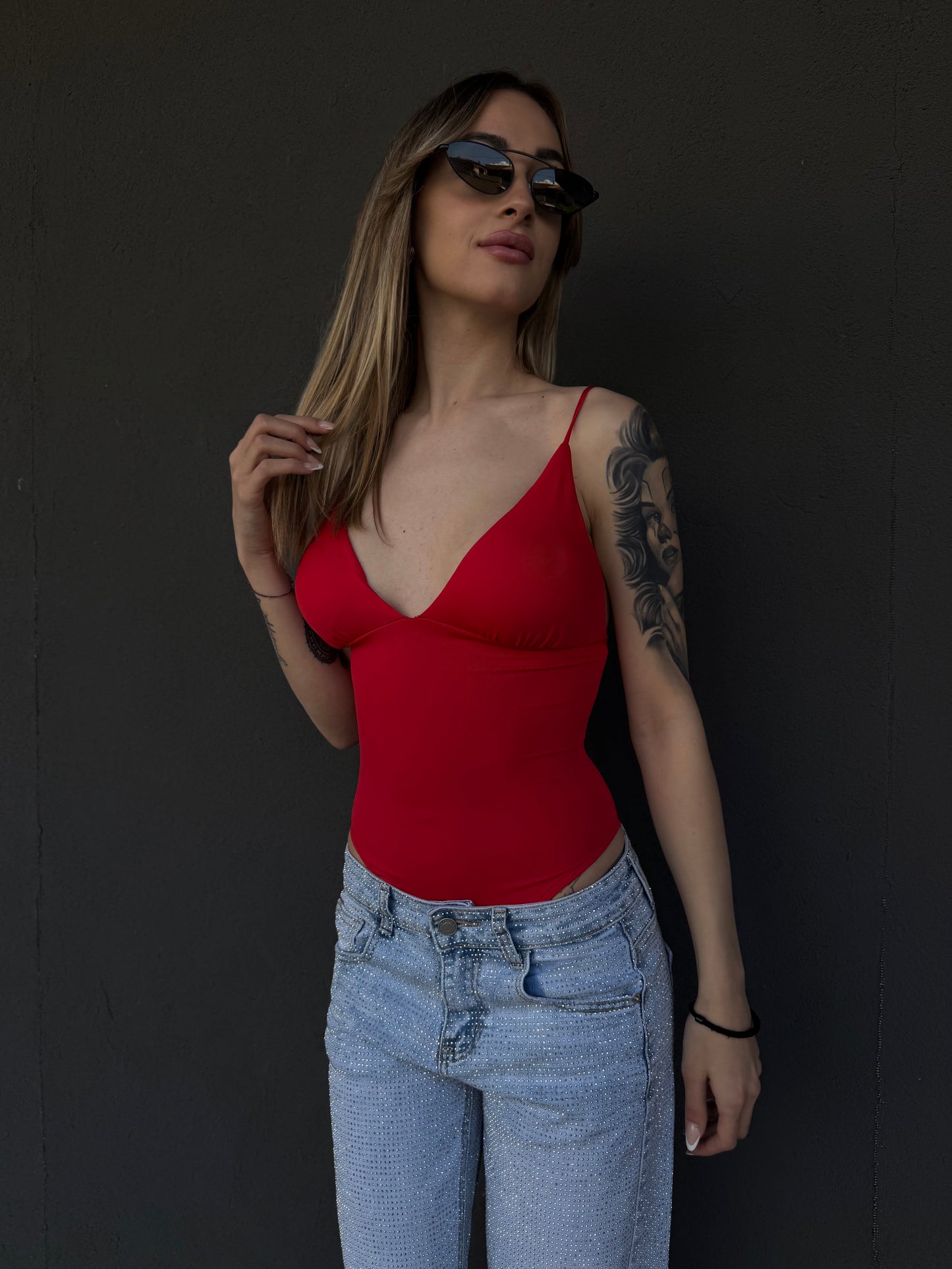 body TRIANGLE rosso