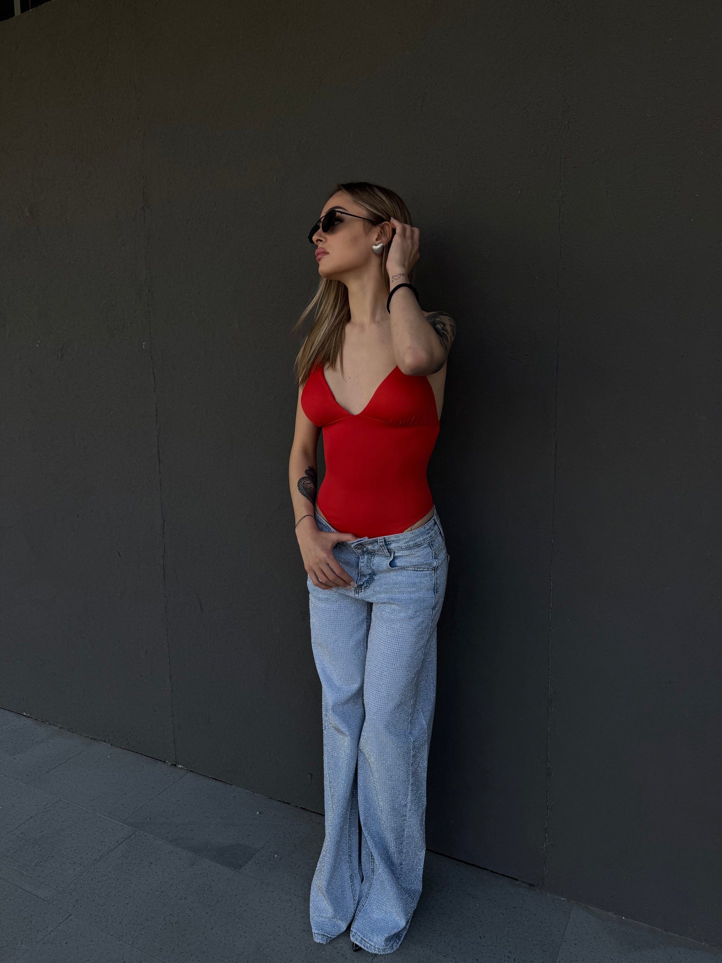 body TRIANGLE rosso