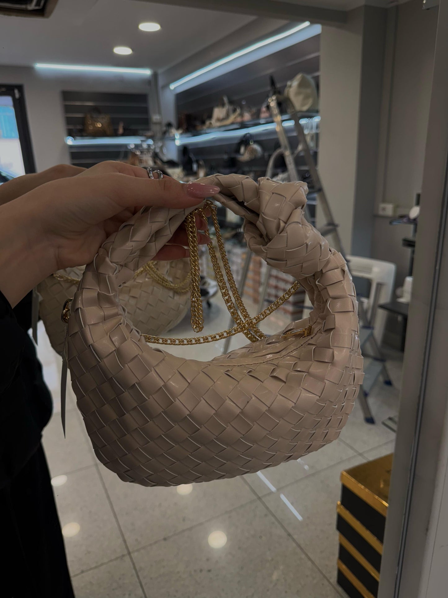 borsa con intreccio